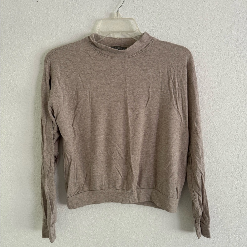Don’t ask why American eagle long sleeve